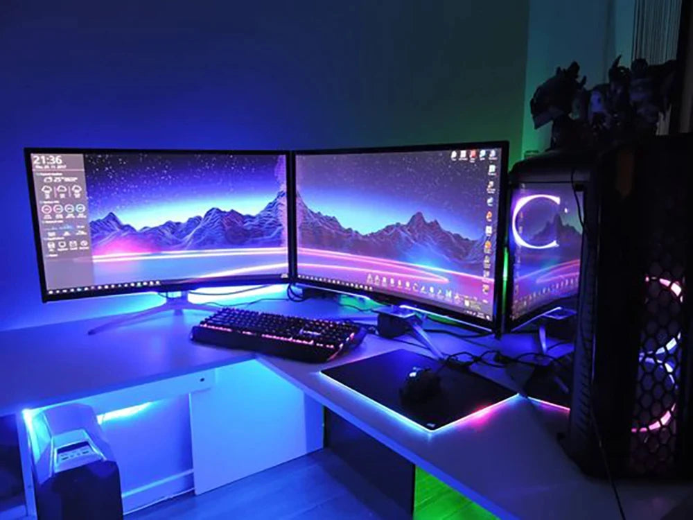 Showlu Smart WiFi LED strip, 5-meter flexible RGB LED lighting with remote control, ideal for home decor and smart lighting setups.
