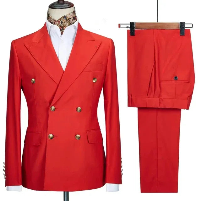 Royal blue men's double-breasted 2-piece suit by Showlu Fashion, tailored for business, featuring classic lapels and sleek design.