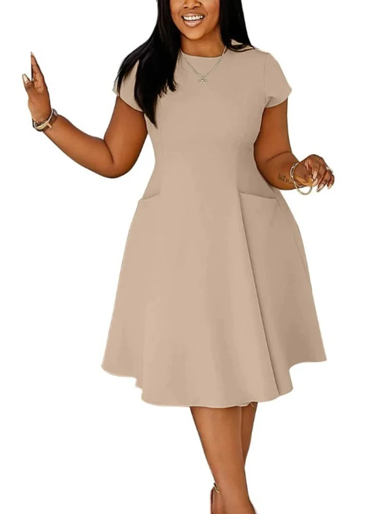 Showlu Fashion Plus Size Midi Dress for women, short sleeve, street style, oversized casual dress in spring and summer.