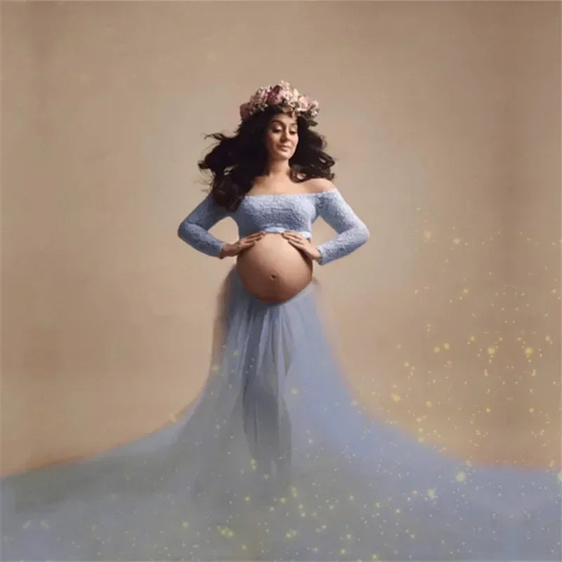 Showlu maternity lace top and tulle skirt set for photoshoots, featuring elegant lace details and flowing fabric.