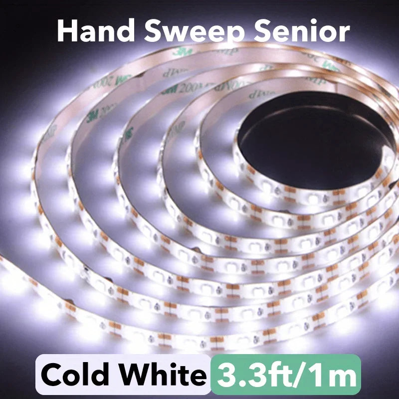 Flexible USB LED strip light in warm white from Showlu Smart General, showing the tape and connector on a white background.