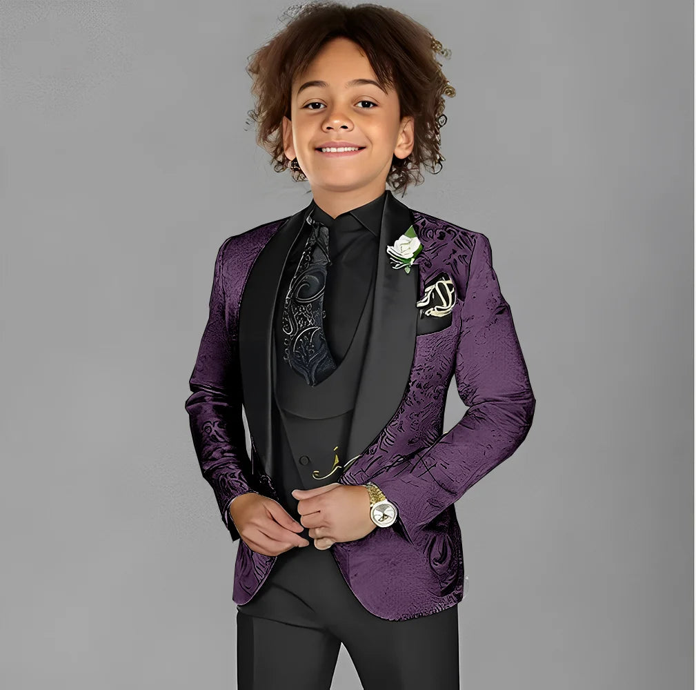 Jacquard boys' 3-piece suit by Showlu Fashion, includes tuxedo jacket, pants, and vest, suitable for weddings and formal parties.