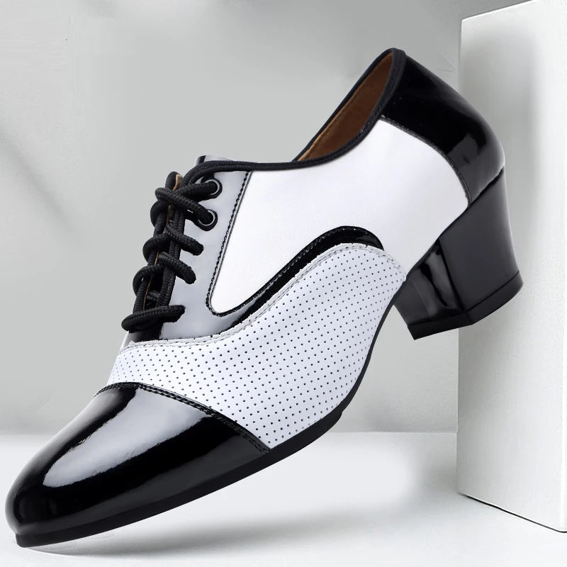 Men's modern dance shoes by Showlu Fashion, soft leather, breathable, suitable for Latin, jazz, and formal dance performances.