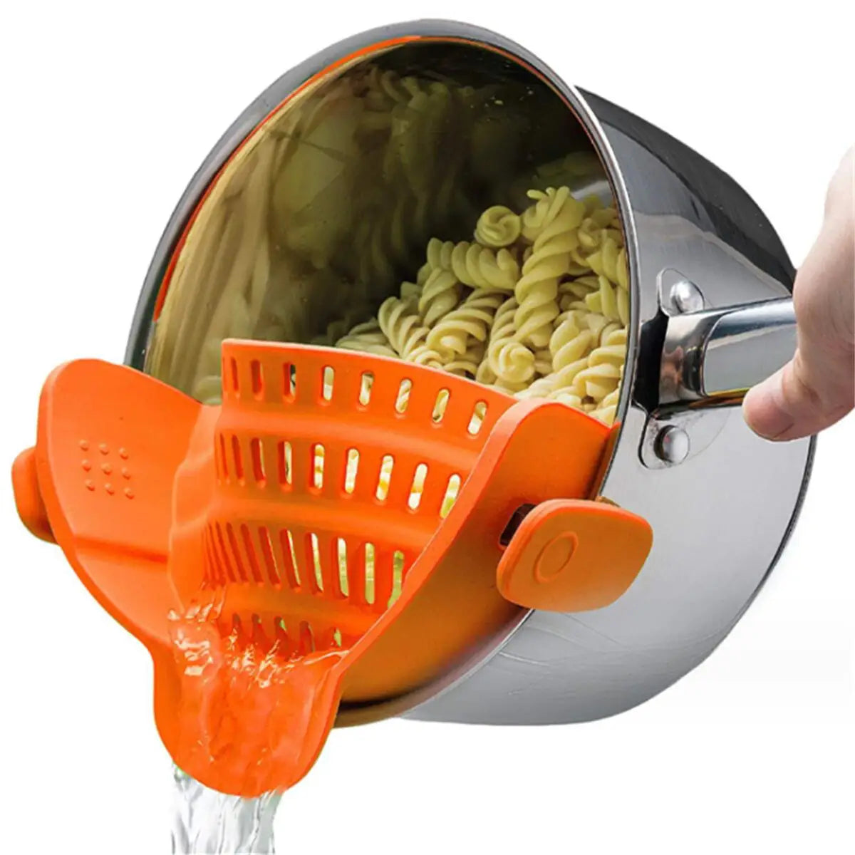 Showlu Smart General clip-on pot strainer attached to a pot for easy draining of liquids.