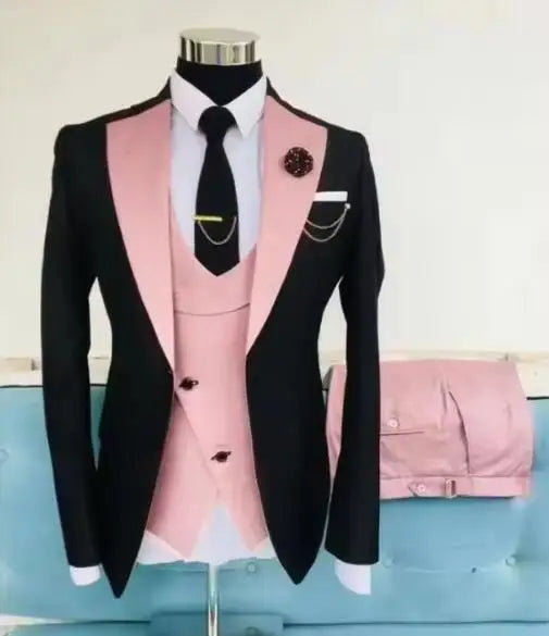 Men's luxury tuxedo suit from Showlu Fashion, includes jacket, trousers, and vest for formal parties or groomsmen attire.