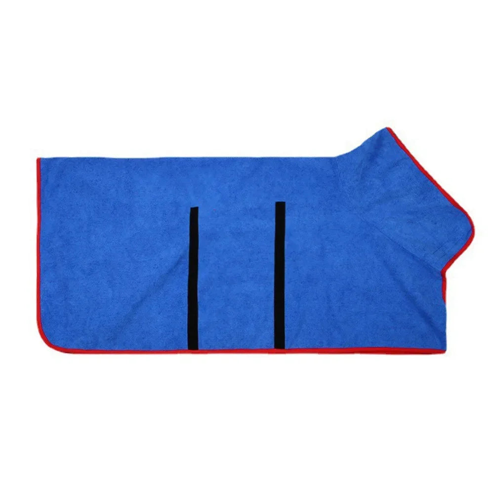 Absorbent dog bathrobe and towel from Showlu Fashion Store, quick-drying pet bath towel for small and large dogs and cats.