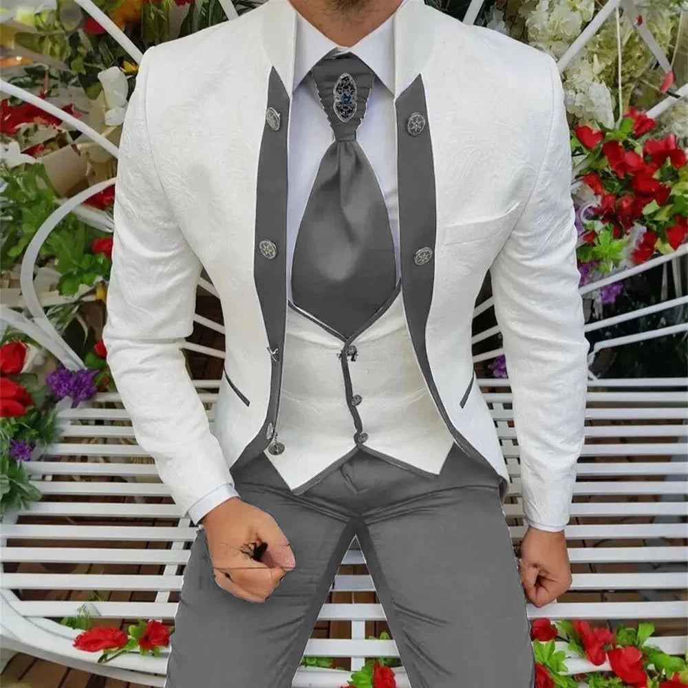 Showlu Men's royal blue 3-piece wool tuxedo suit for grooms, featuring jacket, vest, and trousers, ideal for weddings.