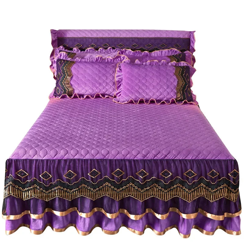 AI WINSURE-European Lace Velvet Bedspreads Quilted, King Size, Luxury, Retro Soft Bedskirt Set, with 2 Pillow Shams, Queen