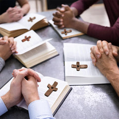 10/1Pcs Black Walnut Wood Pocket Cross Stress Relief Spiritual Companion Cross My HeartPocket Christian Gift for Prayer & Faith