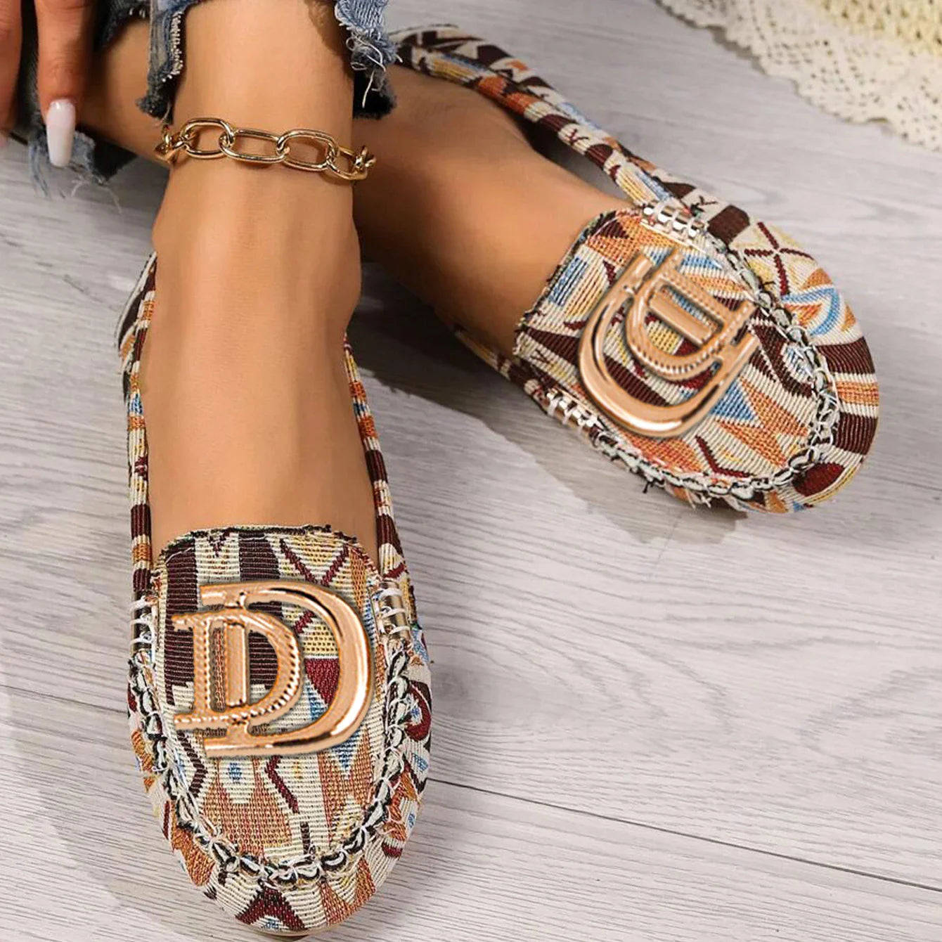 SHOWLU FASHION STORE women's floral fabric loafers, elegant slip-on flat shoes with colorful floral pattern and comfortable design.