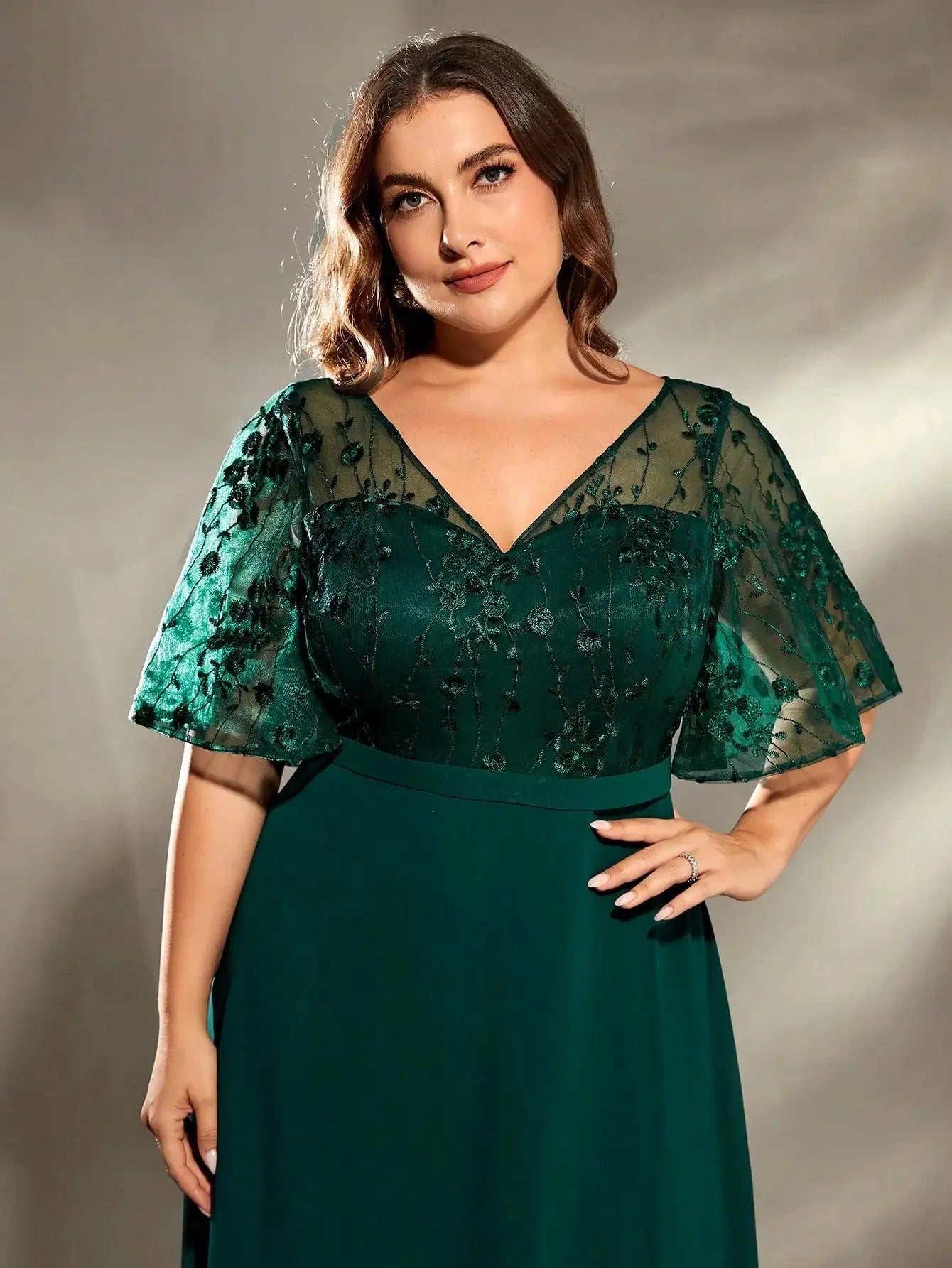 Plus size SHOWLU FASHION V-neck chiffon evening gown with embroidery, elegant ball dress for formal occasions.