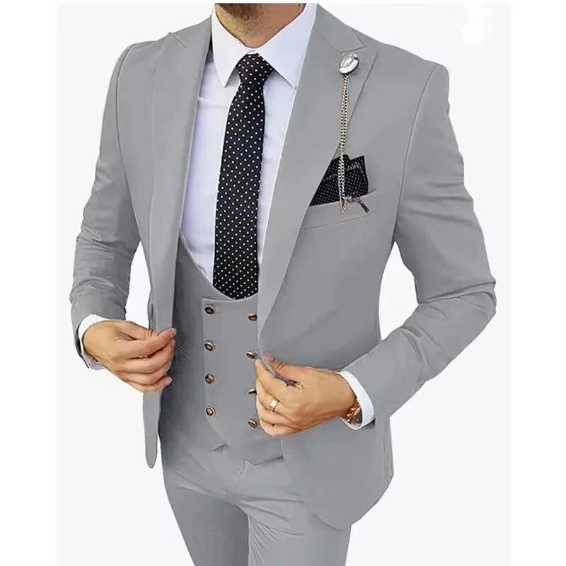 Kromoc men's 3-piece slim fit wedding suit in wool blend with peak lapel, featuring a tailored tuxedo style.