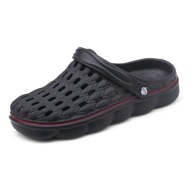 Men's soft EVA outdoor beach sandals with cushioned soles, suitable for hiking, gardening, and summer outdoor activities.