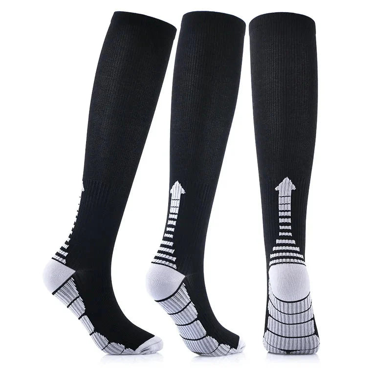 Showlu men's knee-high compression golf socks made of nylon, designed for comfort and support during sports activities.