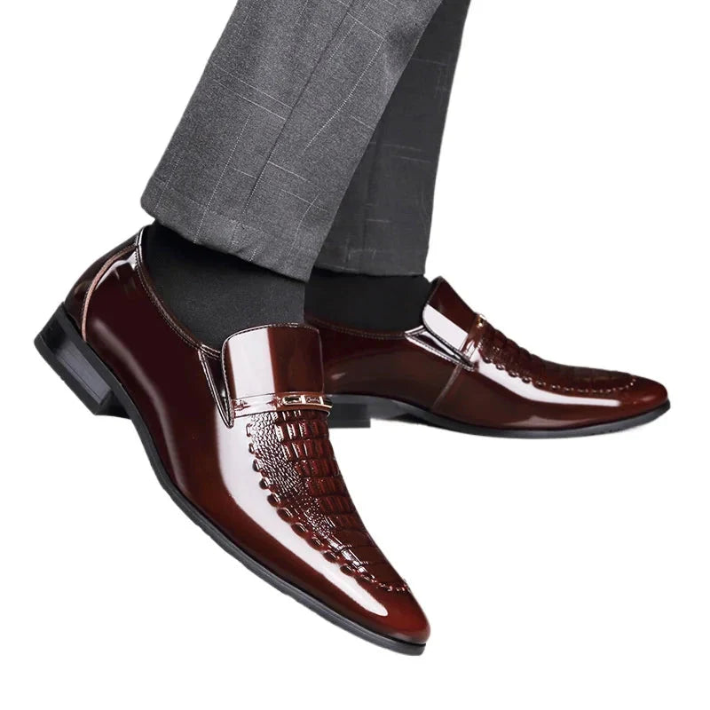 SHOWLU men's patent leather Oxford shoes with height-increasing formal loafers, sleek black design, and polished finish.