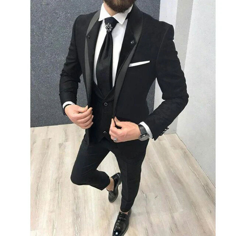 SHOWLU Men's 3-piece slim fit suit with wool blend fabric, featuring a jacket, vest, and trousers for business or wedding attire.