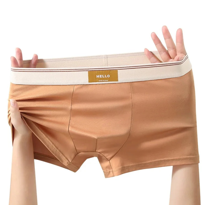 Breathable men's boxer shorts made of milk silk, Showlu Fashion men's underwear, soft and comfortable boxer underwear for men.