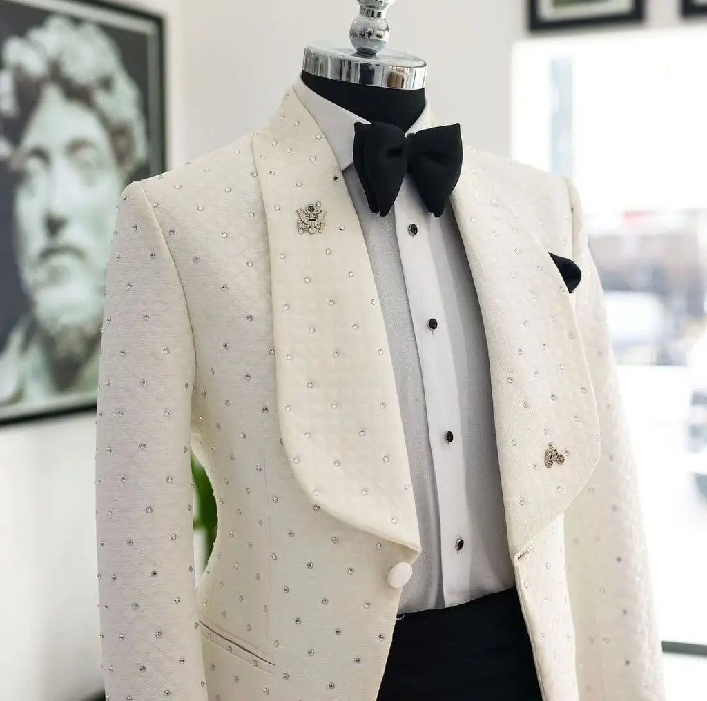 Men's LC.TJWORID Jacquard tuxedo suit with beaded wedding blazer, tailored fit, and elegant detailing for formal occasions