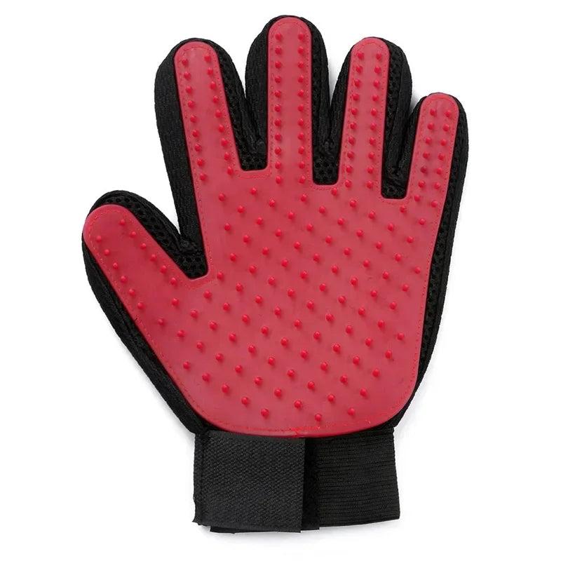Showlu Fashion MOONBIFFY pet silicone grooming gloves with hair remover comb for cats and dogs, shown in a close-up image.