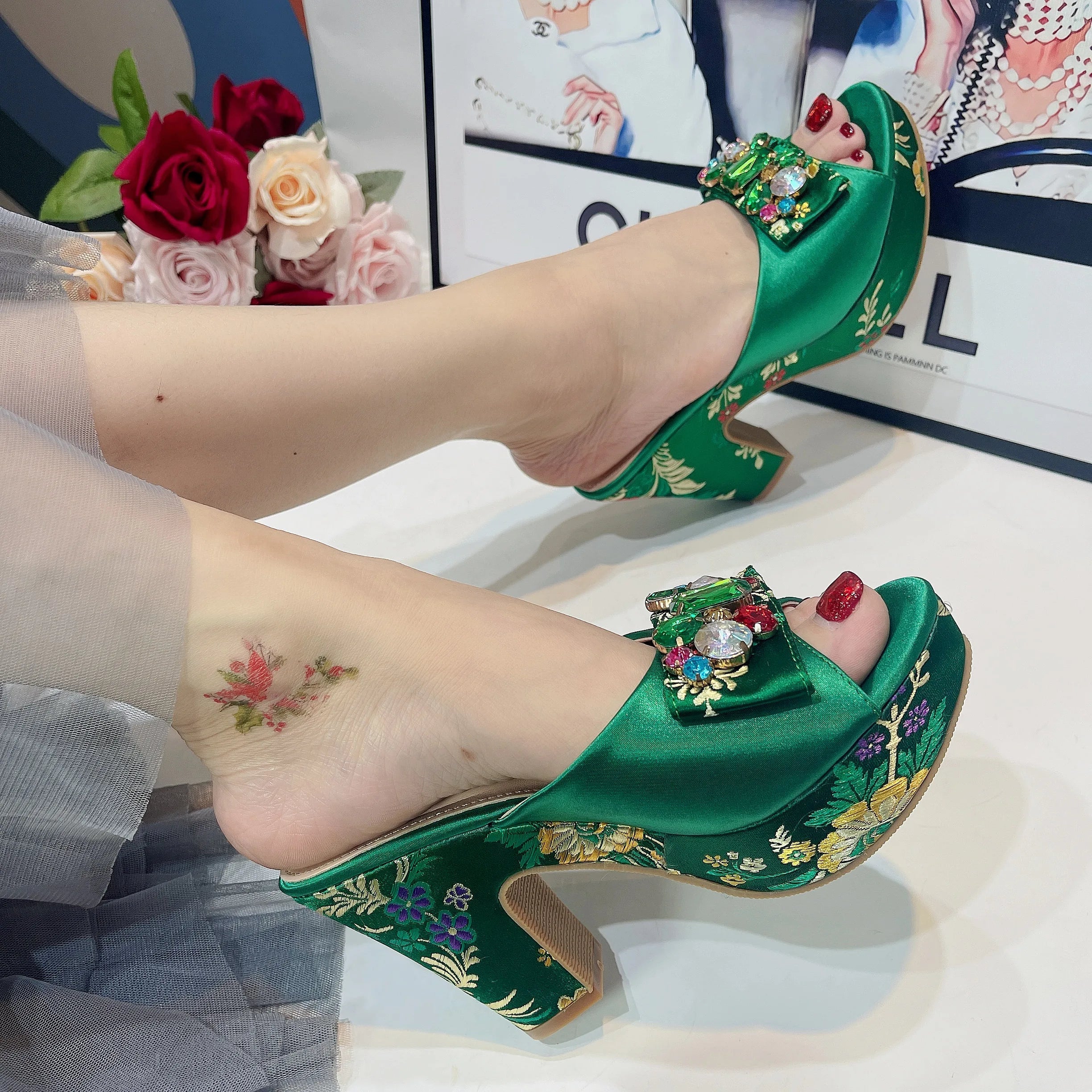 2023 Italian Designer Sandals Fashion Faux Embroidery Pattern Rhinestone Italian Design Ladies Wedding Shoes 10cm High Heels SHOWLU FASHION STORE