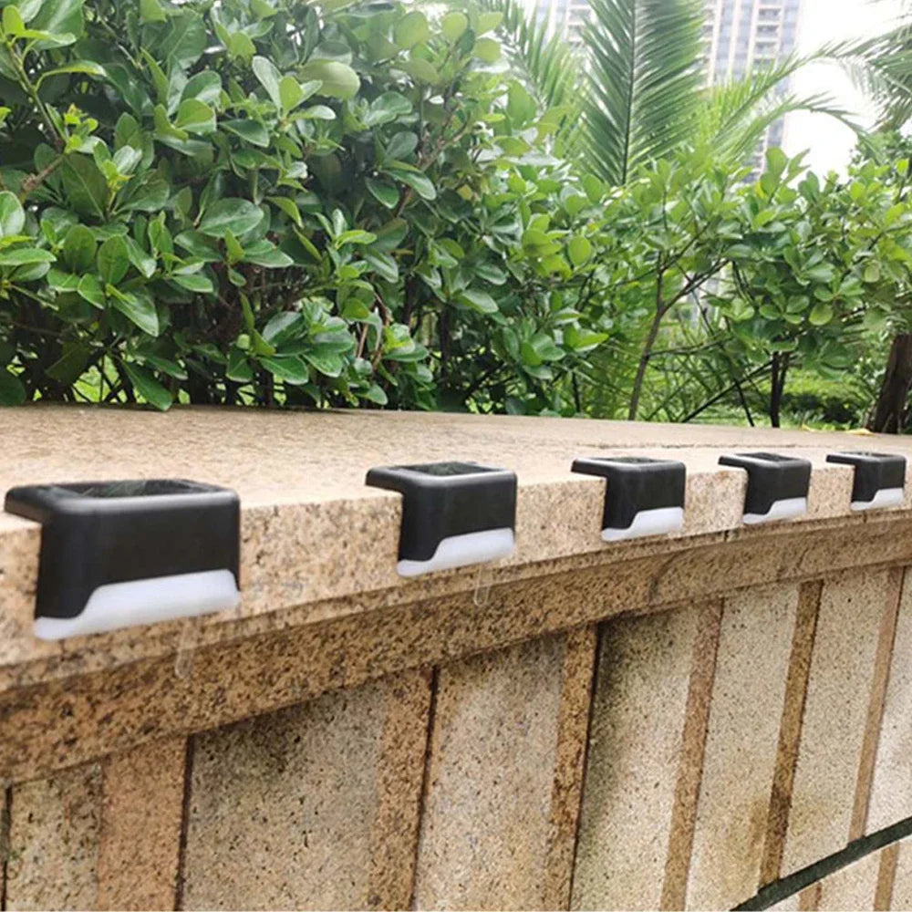 Solar LED stair step light by Showlu Smart General with IP65 waterproof design, auto on/off, ideal for outdoor safety and decoration.