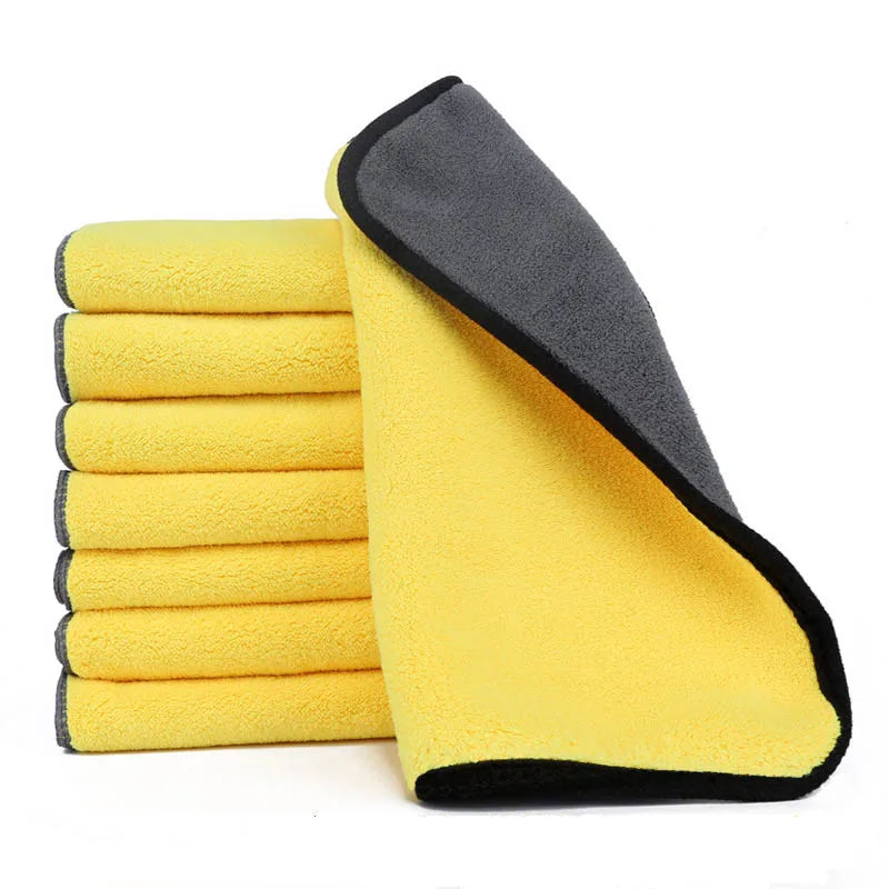 Soft coral fleece pet towel for puppies and cats, quick-drying, double-sided bath towel with absorbent, thickened material.