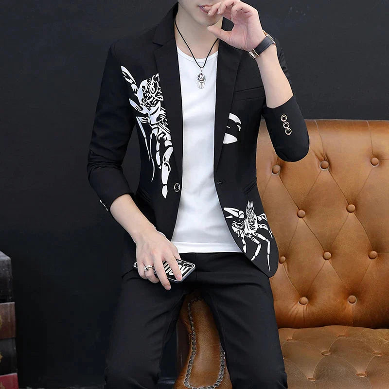 Showlu Fashion men's slim-fit Korean style business casual suit with jacket and matching trousers on a hanger.