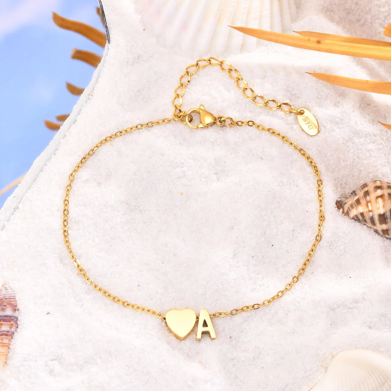 Women’s stainless steel heart initial anklet bracelet with adjustable design, personalized name foot chain, hypoallergenic beach jewelry