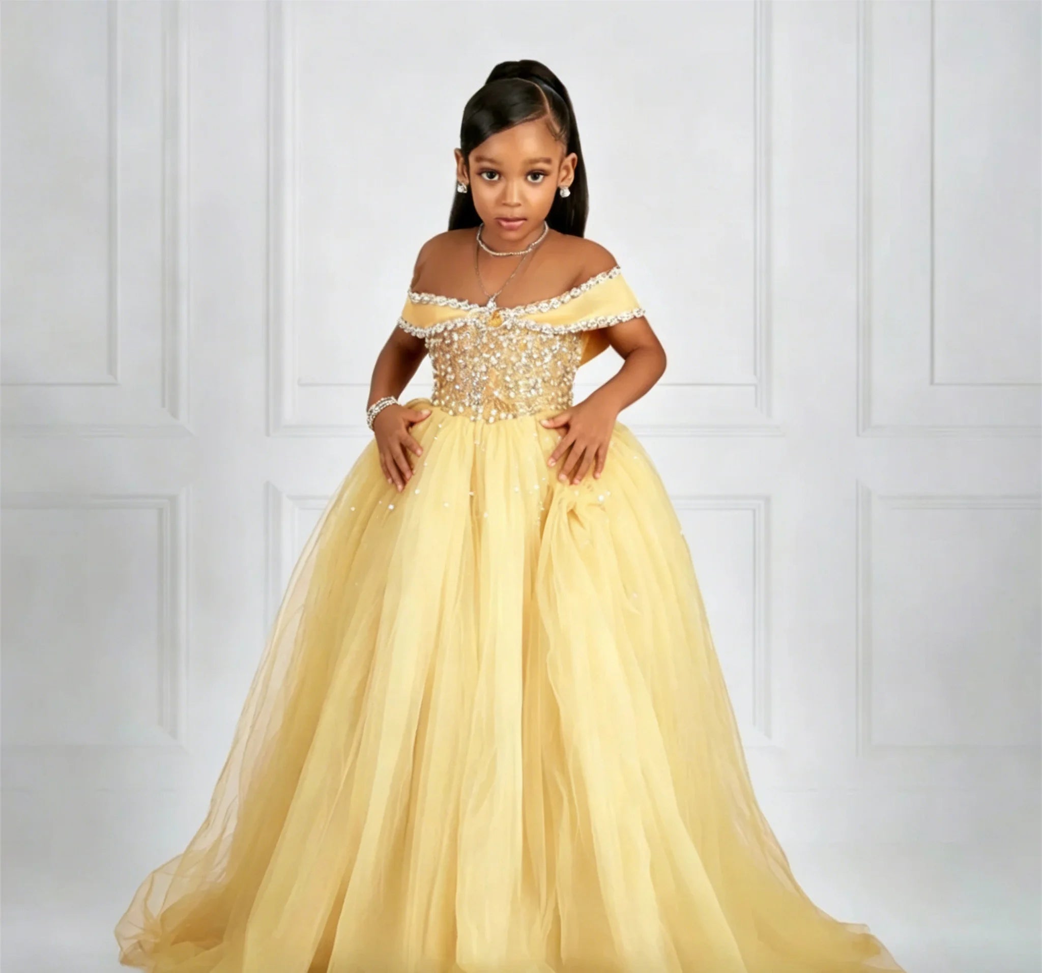 Luxury Customized Off Shoulder Flower Girl Dresses for Wedding Beading Tulle Floor Lenght Girls Birthday First Communion Gown