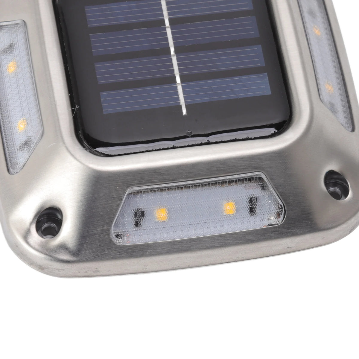 Showlu Smart General 8 LED solar ground light with waterproof IP65 design, ideal for warm garden lighting and pathway illumination.