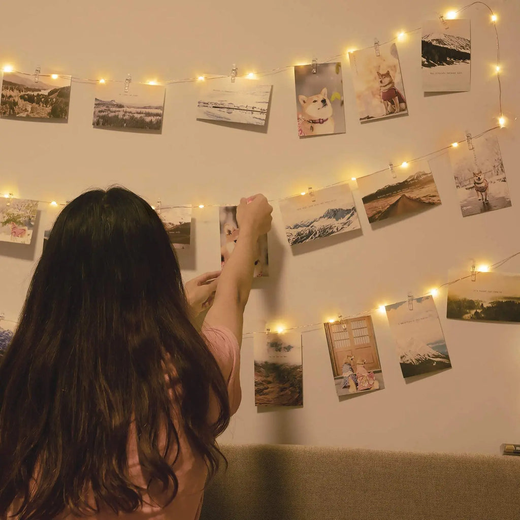 Showlu Smart LED photo clip string lights with small clips and warm white LED bulbs for decorative lighting.