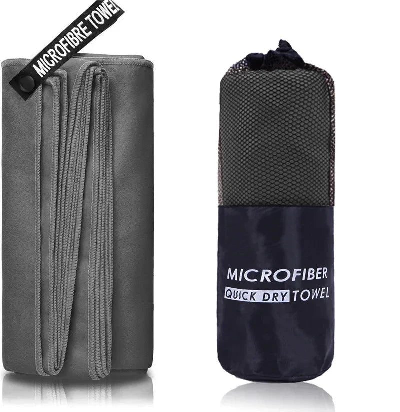 SHOWLU microfiber sports towel for gym, swimming, and beach activities, quick-drying and lightweight.