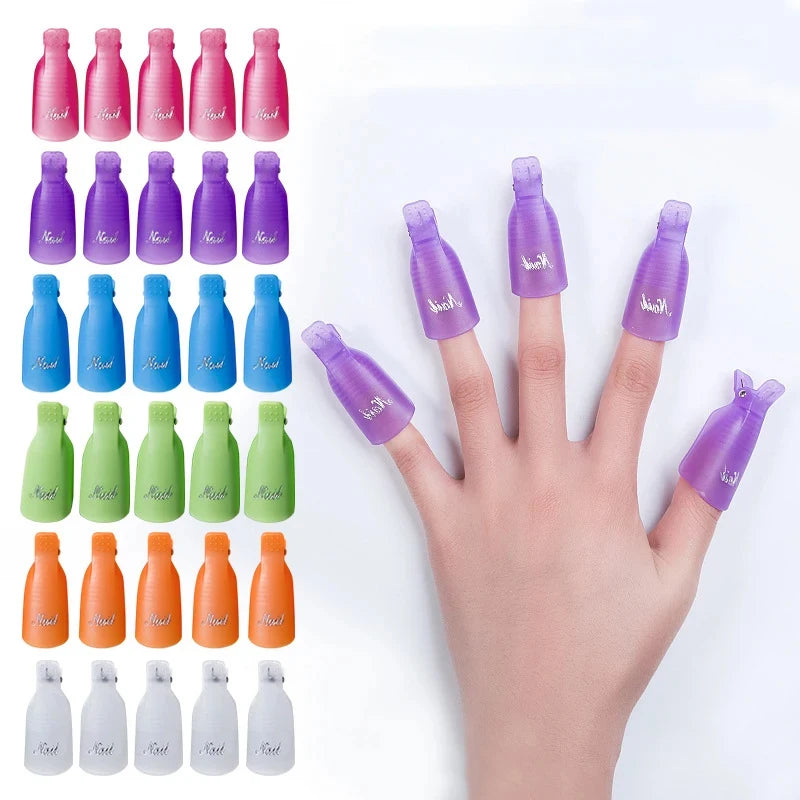 Showlu Smart General nail polish remover clips holding cotton pads for easy, mess-free nail polish removal.