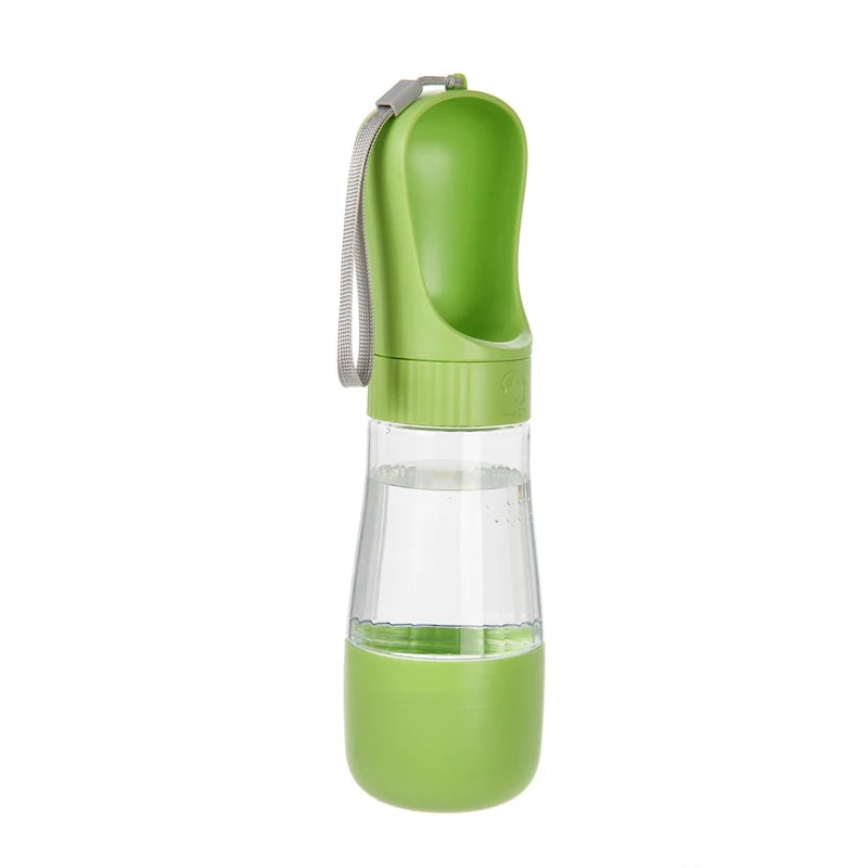 Showlu Smart General pet portable water bottle with leak-proof design and built-in water dish for convenient pet hydration.