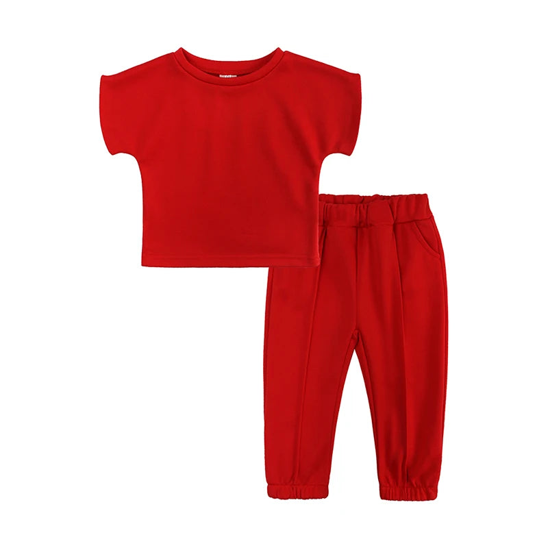 Kids Tales girls' 2-piece cotton T-shirt and pants set in bright colors, suitable for ages 1 to 6 years, casual and comfortable.