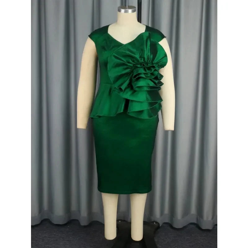 Dark green plus size bodycon party dress with 3D flower details, knee length, designed for elegant evening wear