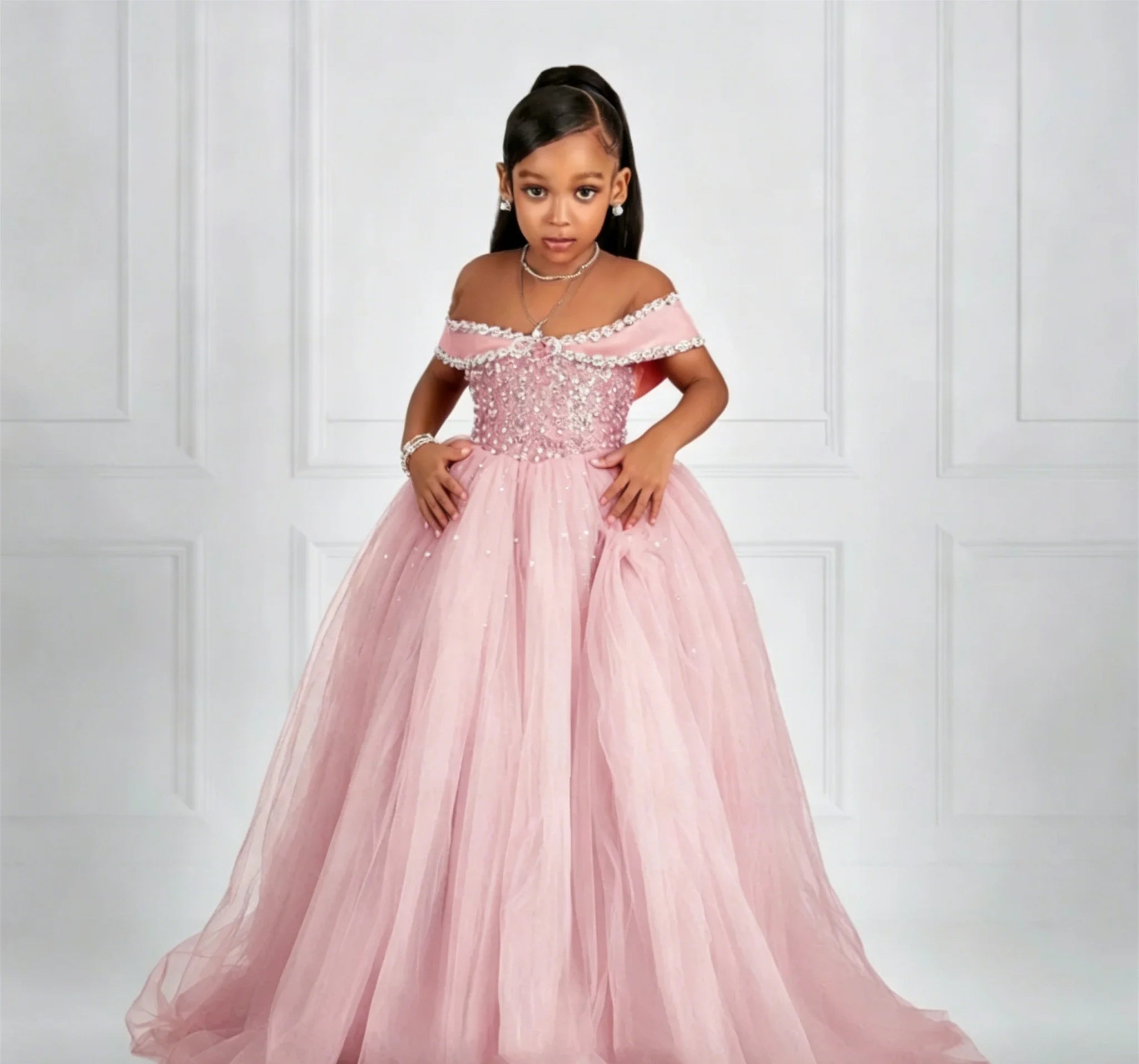 Luxury Customized Off Shoulder Flower Girl Dresses for Wedding Beading Tulle Floor Lenght Girls Birthday First Communion Gown