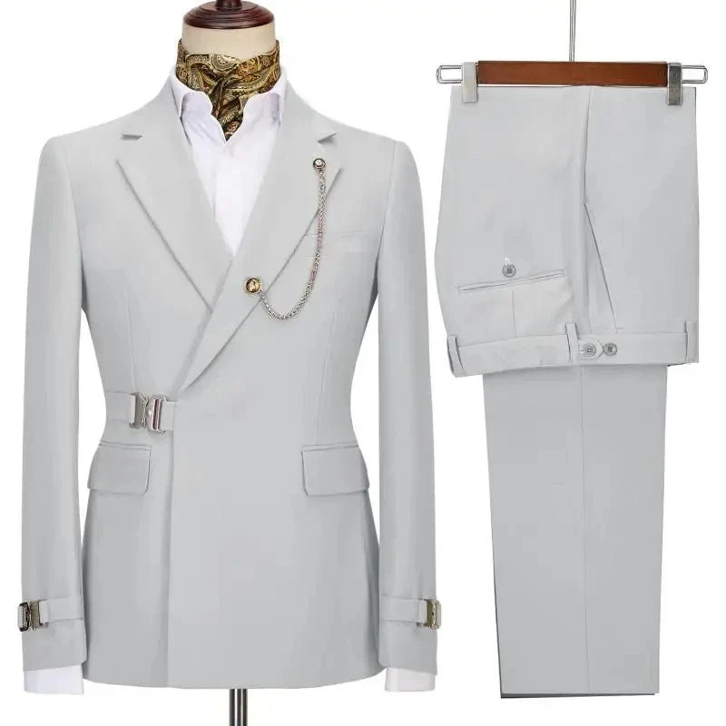 Slim fit men's Italian suit with notched lapel, 2-piece tuxedo from SOLOVEDRESS by SHOWLU FASHION STORE, ideal for wedding or formal occasions.