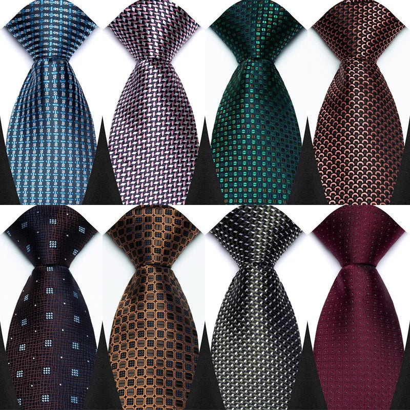Luxury men's 8cm polka dot jacquard necktie by Showlu Fashion, featuring classic woven design for wedding and business occasions.