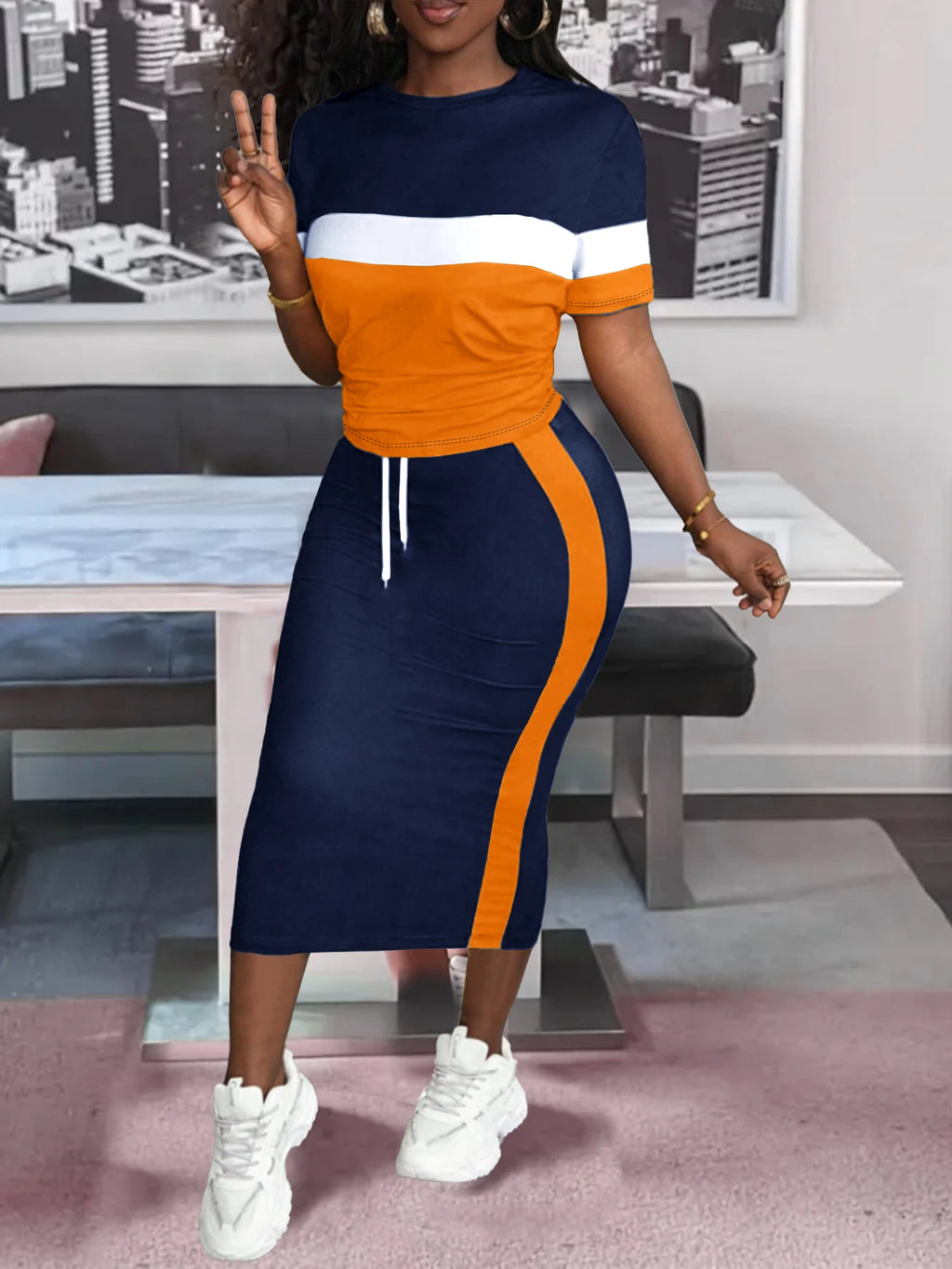 Showlu Fashion color blocking splicing casual two-piece set featuring a comfortable, versatile design with bold color contrasts.