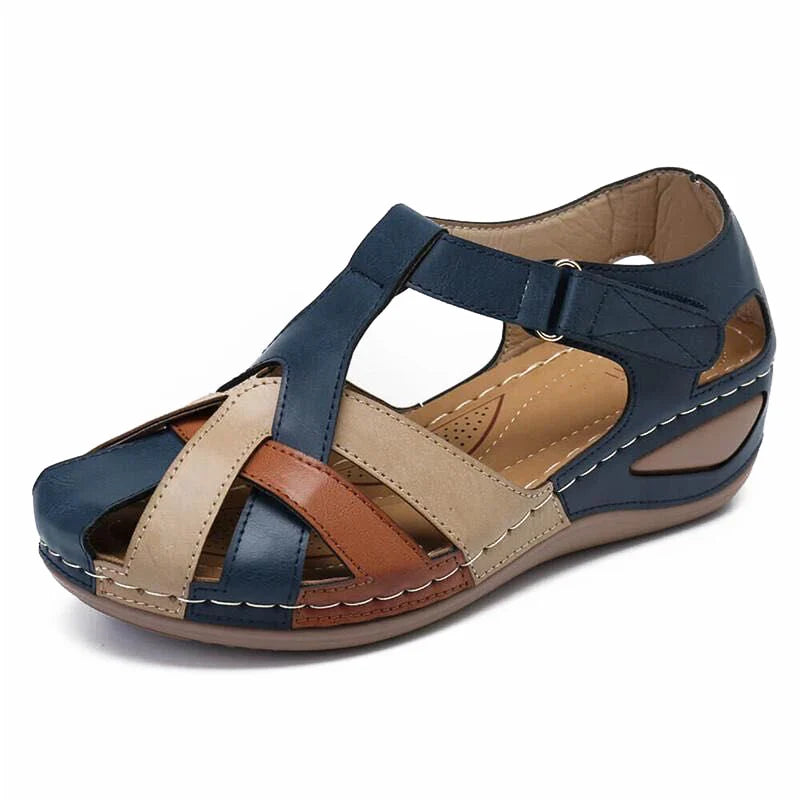 Showlu Fashion women's leather sandals with lightweight design, perfect for summer beachwear and casual outdoor wear.