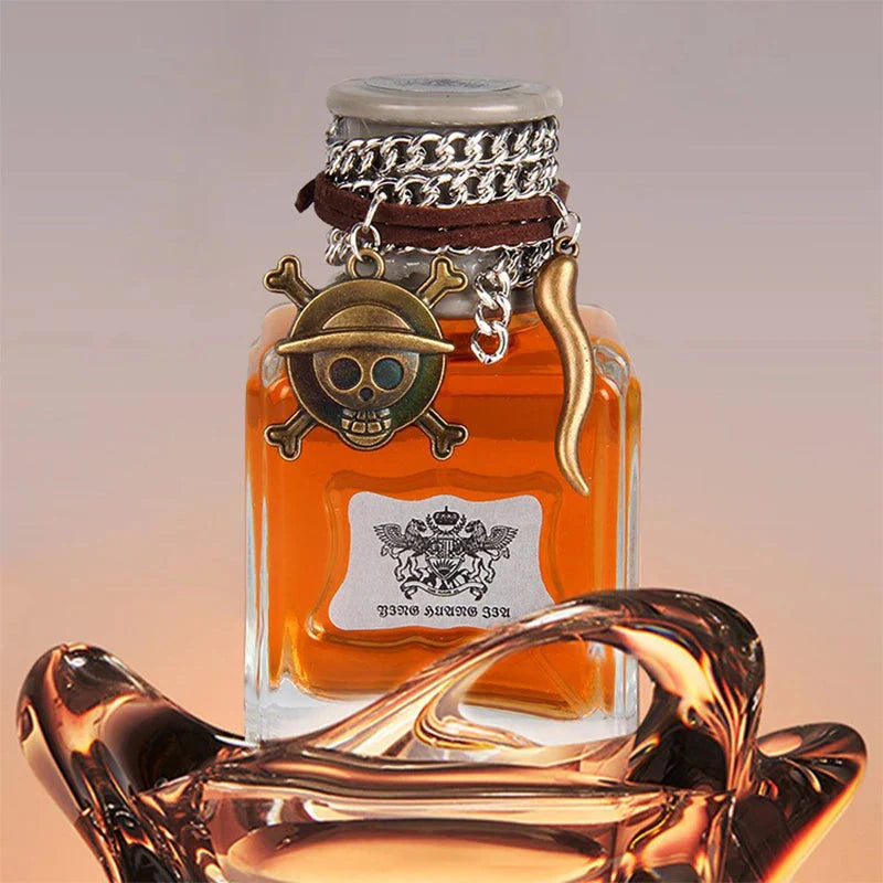 Eelhoe Oud Wood and Sandalwood perfume spray for men, long-lasting 250ml bottle with elegant packaging.
