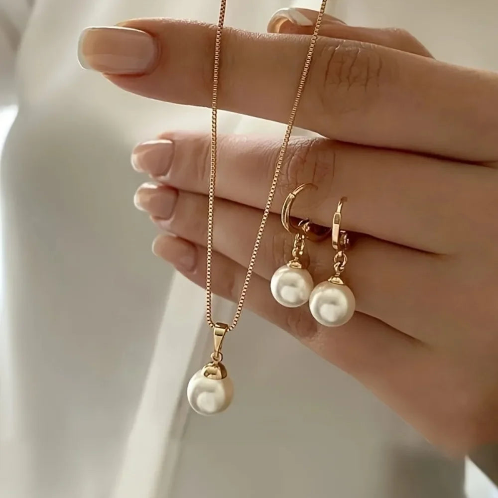 Imitation pearl necklace and earrings vintage jewelry set by Showlu Fashion, featuring elegant pearl accents and classic design.