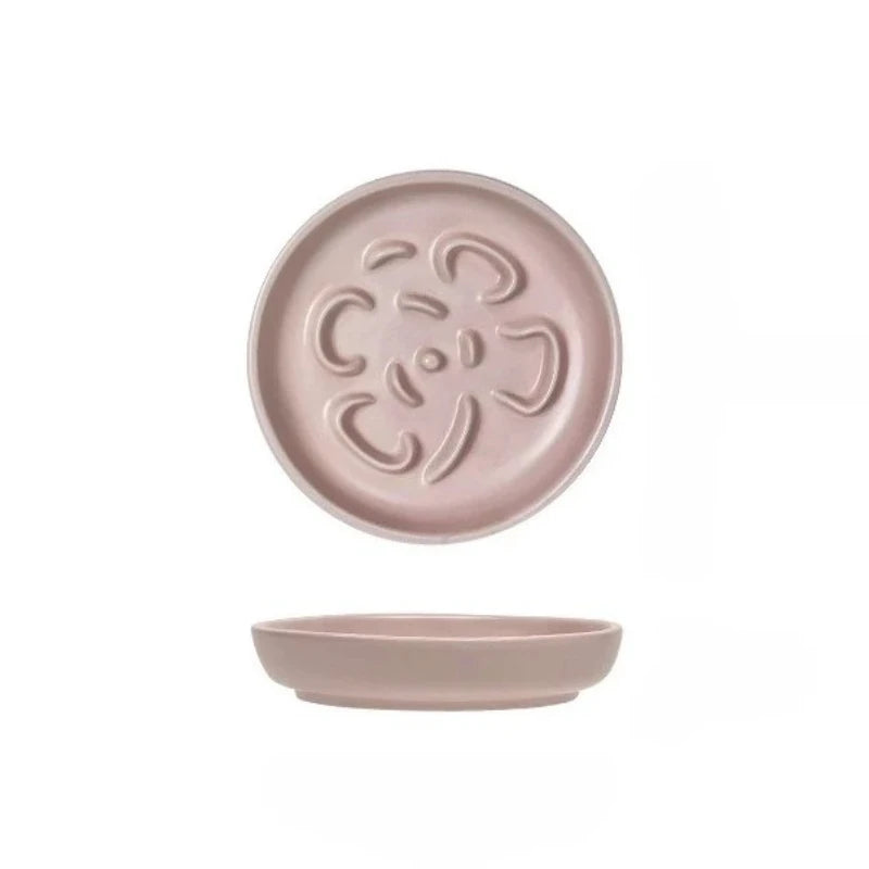 Creative clover-shaped slow food pet bowl for cats and dogs, anti-spill, anti-choking round bowl by Showlu Fashion Store