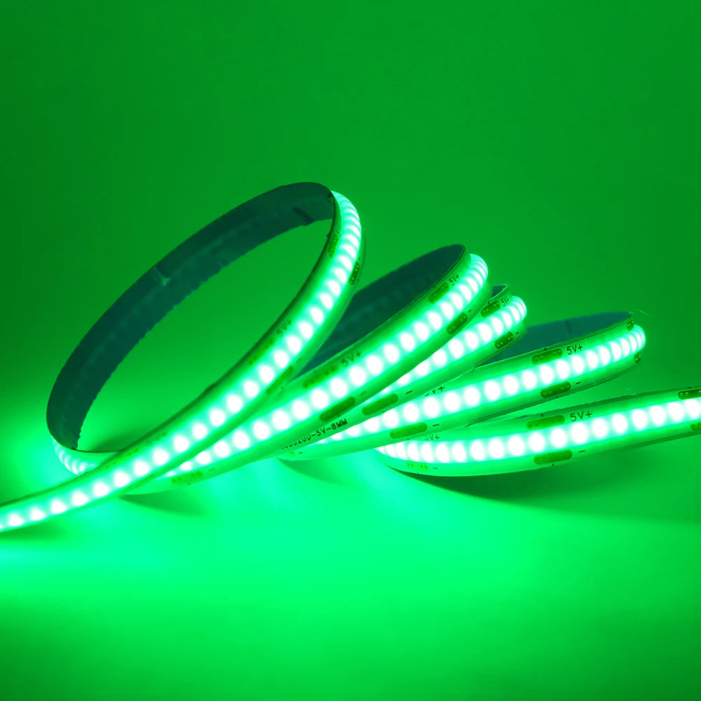Showlu Smart General motion sensor LED strip light with USB connection, flexible 5V LED strip for ambient lighting and automation.