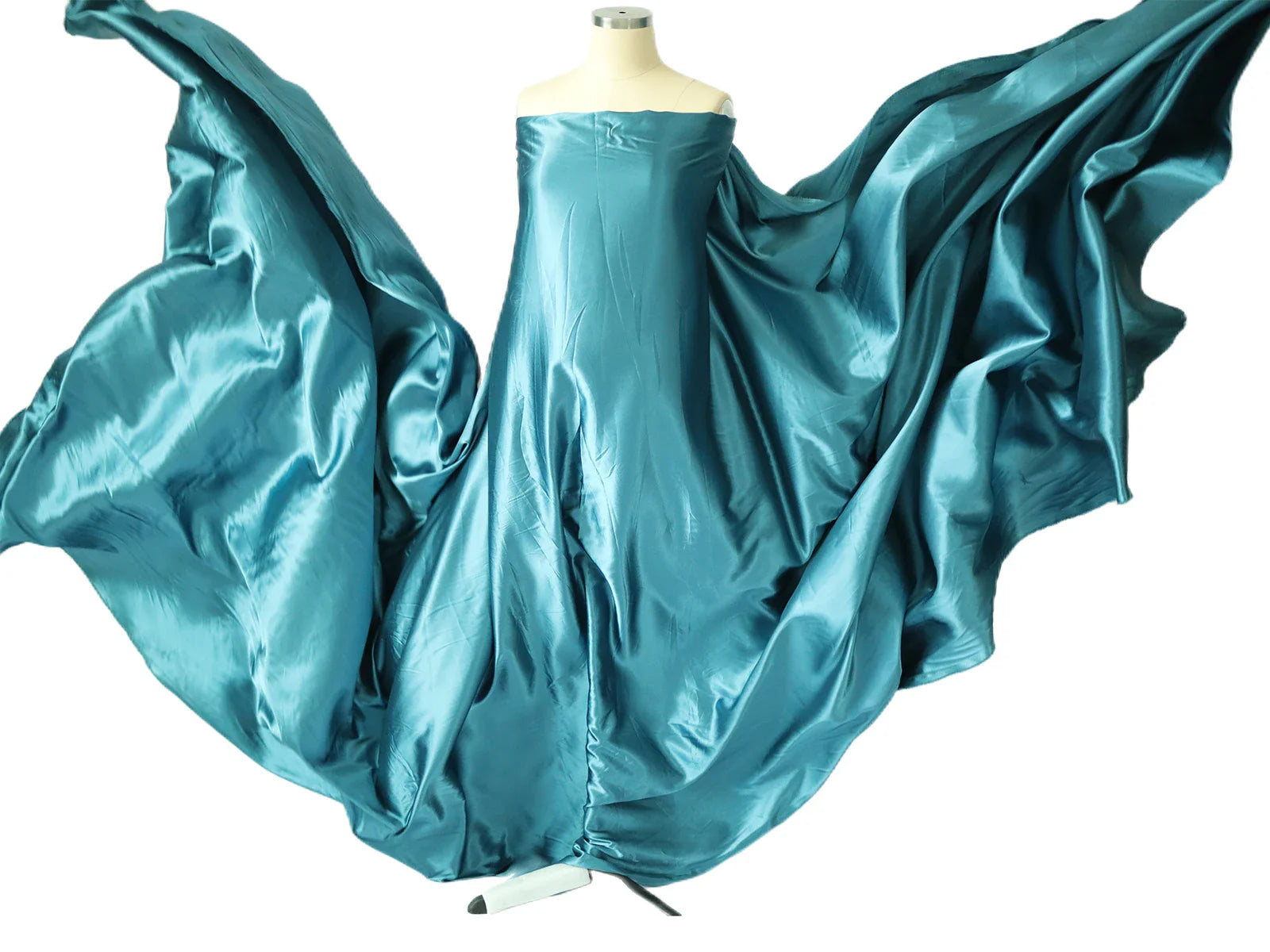 Showlu Maternity Silk Photography Gown in vibrant colors, featuring flowing fabric perfect for maternity photo shoots.
