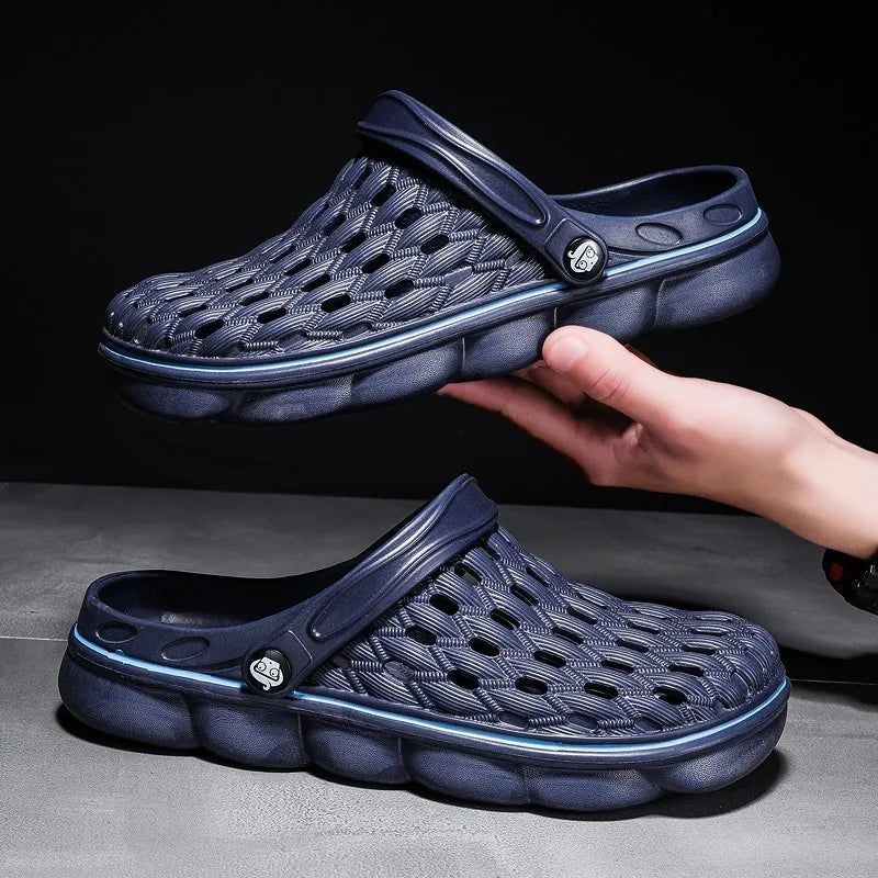 Men's soft EVA outdoor sandals with open-toe design, suitable for beach, garden, and summer hiking activities.