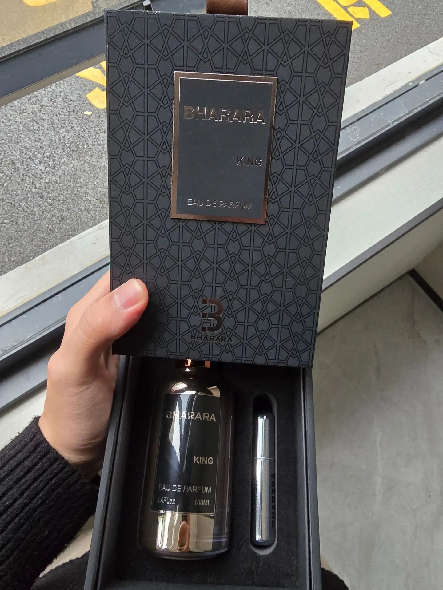 Men's Musk Perfume by DJBS, 100ml long-lasting citrus floral fragrance, with a sleek bottle and fresh scent profile.