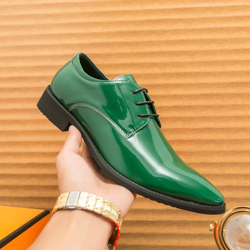 Men's black patent leather derby shoes by Showlu Fashion Store with pointed toes, ideal for weddings and formal occasions.