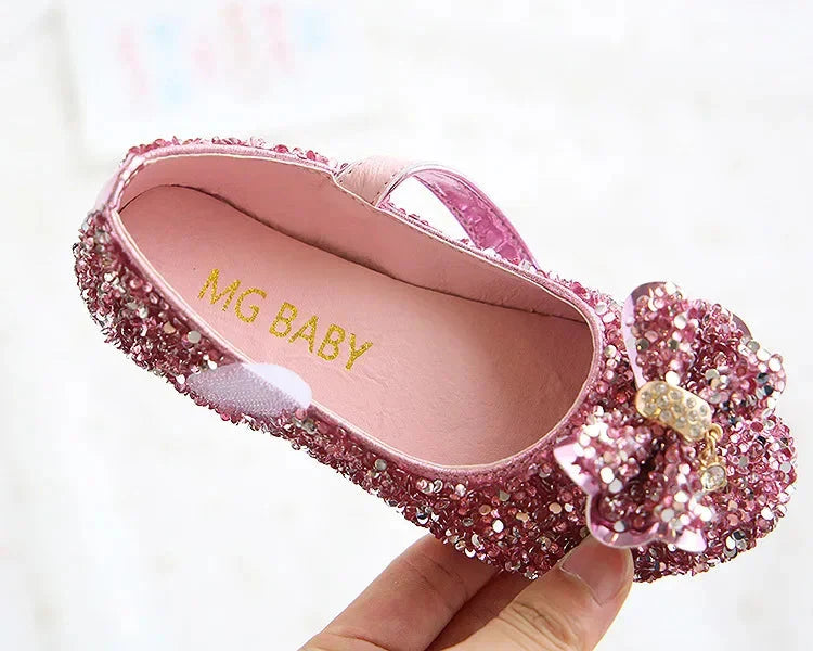 Showlu girls' princess flats with sequins and rhinestones, made of PU leather, featuring a shiny, decorative design for kids.